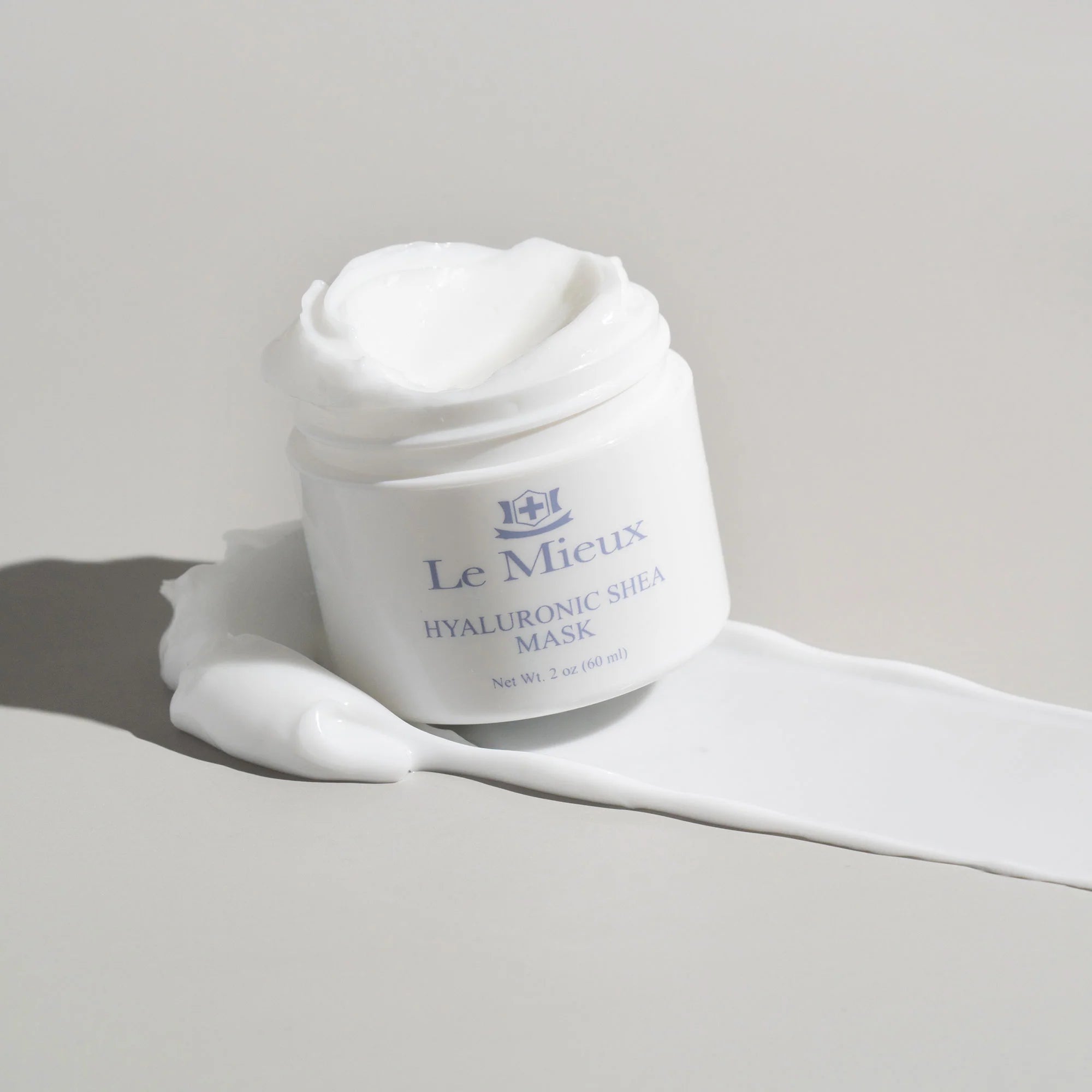 Le Mieux Hyaluronic Shea Mask with texture